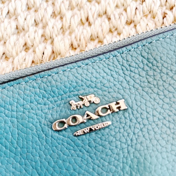 Coach Pebbled Leather Wristlet Wallet Teal Blue Double Zip Pouch EUC - Picture 11 of 11